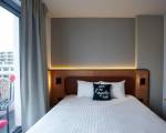Room image #10 at Moxy Paris Bastille