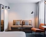 Room image #11 at Moxy Paris Bastille